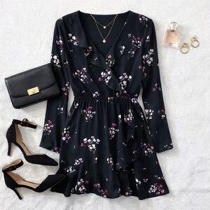 ✨ Express | Black Floral Ruffle Dress – Size Small
